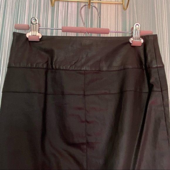 Robert Rodriguez Black Slim Skirt with Real Leather Waist Trim Size 4 - Picture 3 of 16